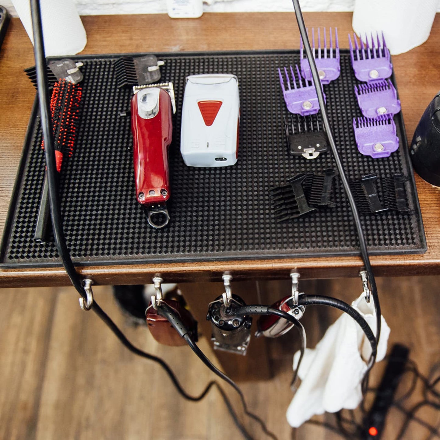Noverlife Barber Station Mat for Hair Styling Tools, Heavy Duty Non-Slip Bar Service Mat, Flexible Rubber Mat for Clippers Salon Tools, Professional Salon and Barbershop Work Station Pads