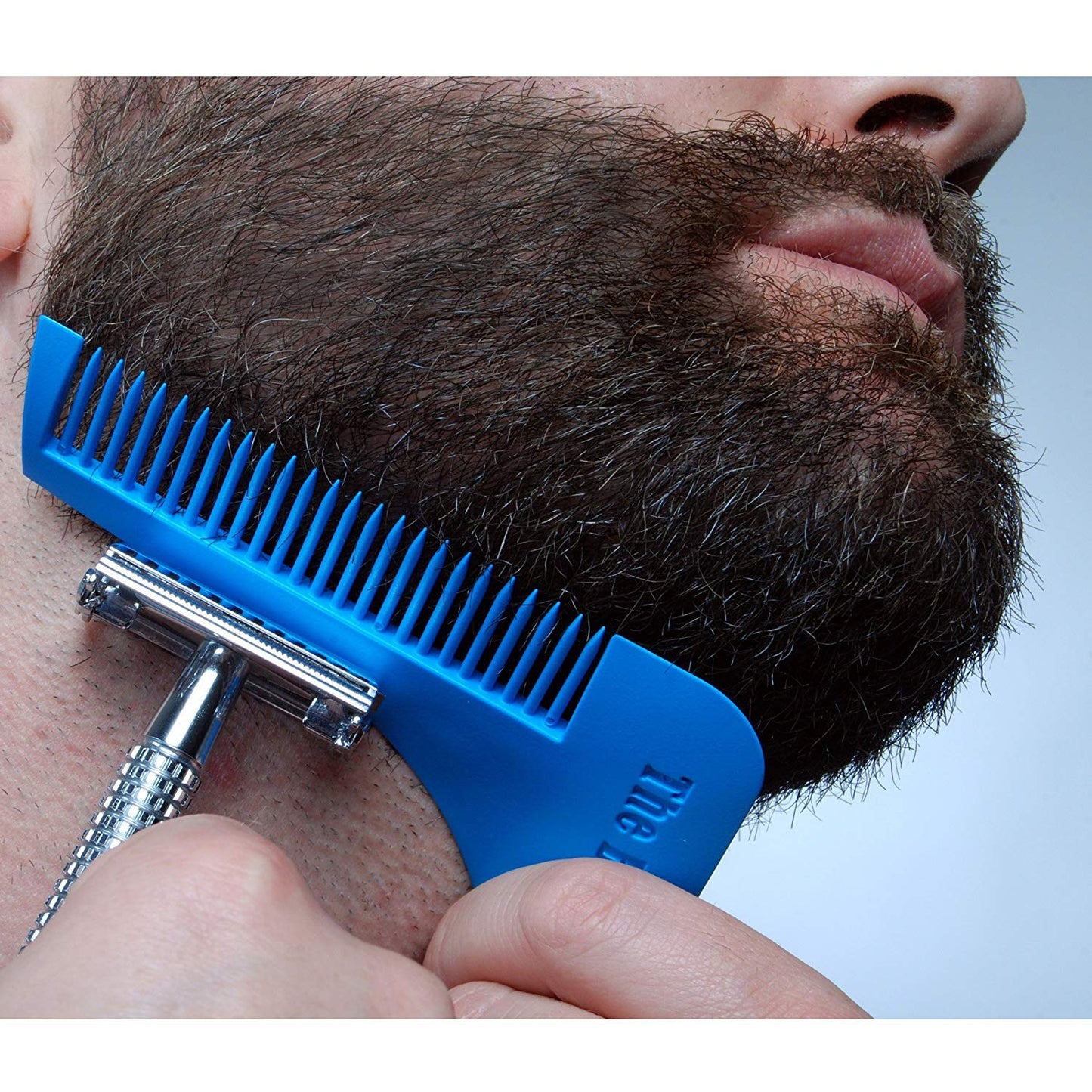 Beard Shaping Tool for Perfect Lines and Symmetry