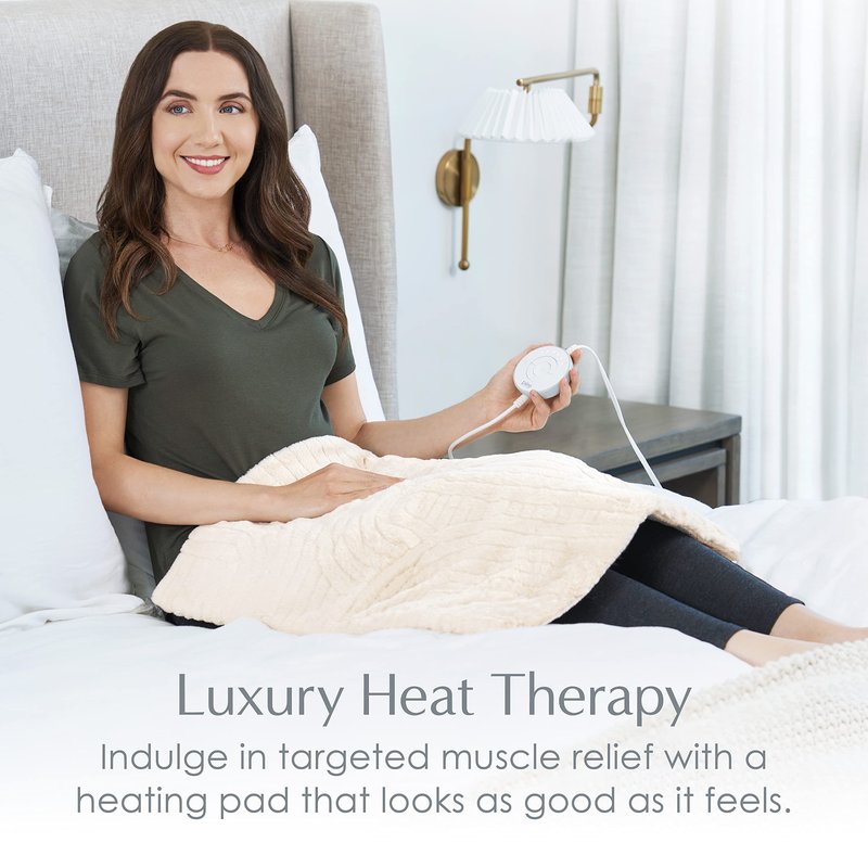 Pure Enrichment PureRadiance Ultra-Wide Luxury Heating Pad for Cramps & Back Pain Relief, Patented Design, Soft Faux Fur & Micromink, 6 Heat Settings, Machine Washable, Large, 20”x24” (Golden Sands)