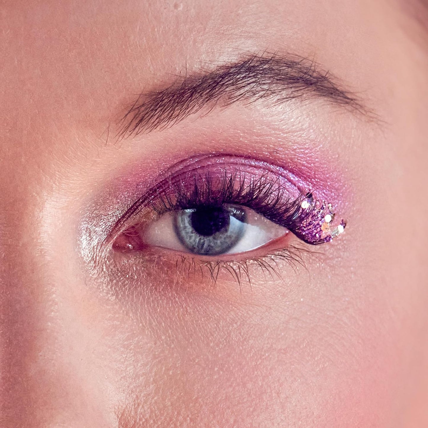 WICKED X Press On Eyelashes - Fantabulous Purple Glitter, Medium Volume 8mm-10mm | 12 Lash Clusters & Applicator