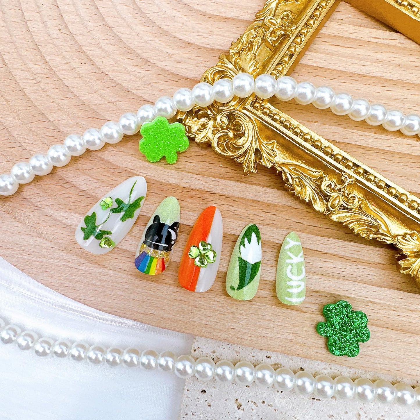St. Patrick's Day Press On Nails - 24Pcs Medium Almond Acrylic with Shamrocks & Rhinestones | Dwarf Hat Design
