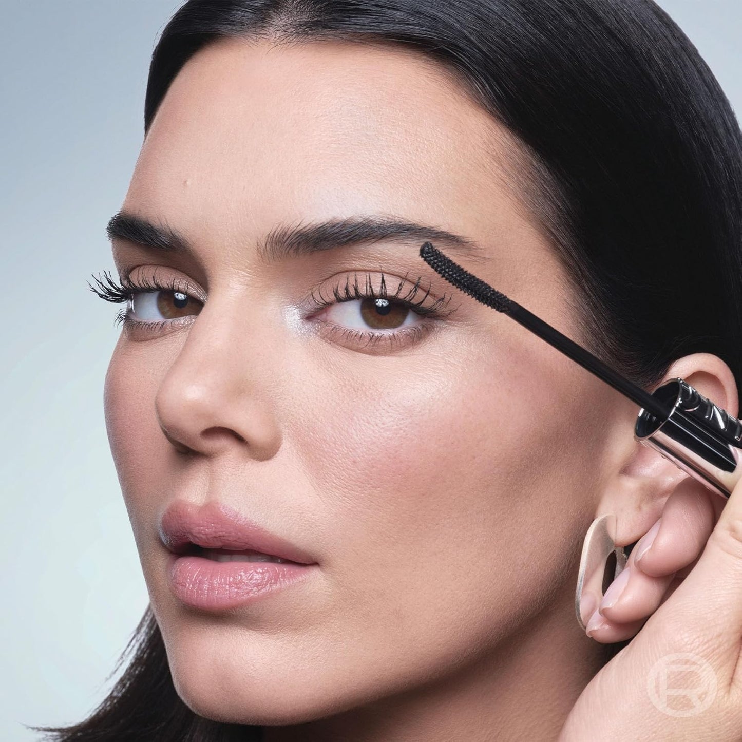 L'Oreal Paris Extensionist Mascara - Lengthening & Volumizing Formula | Washable Blackest Black for Stunning Lash Extensions