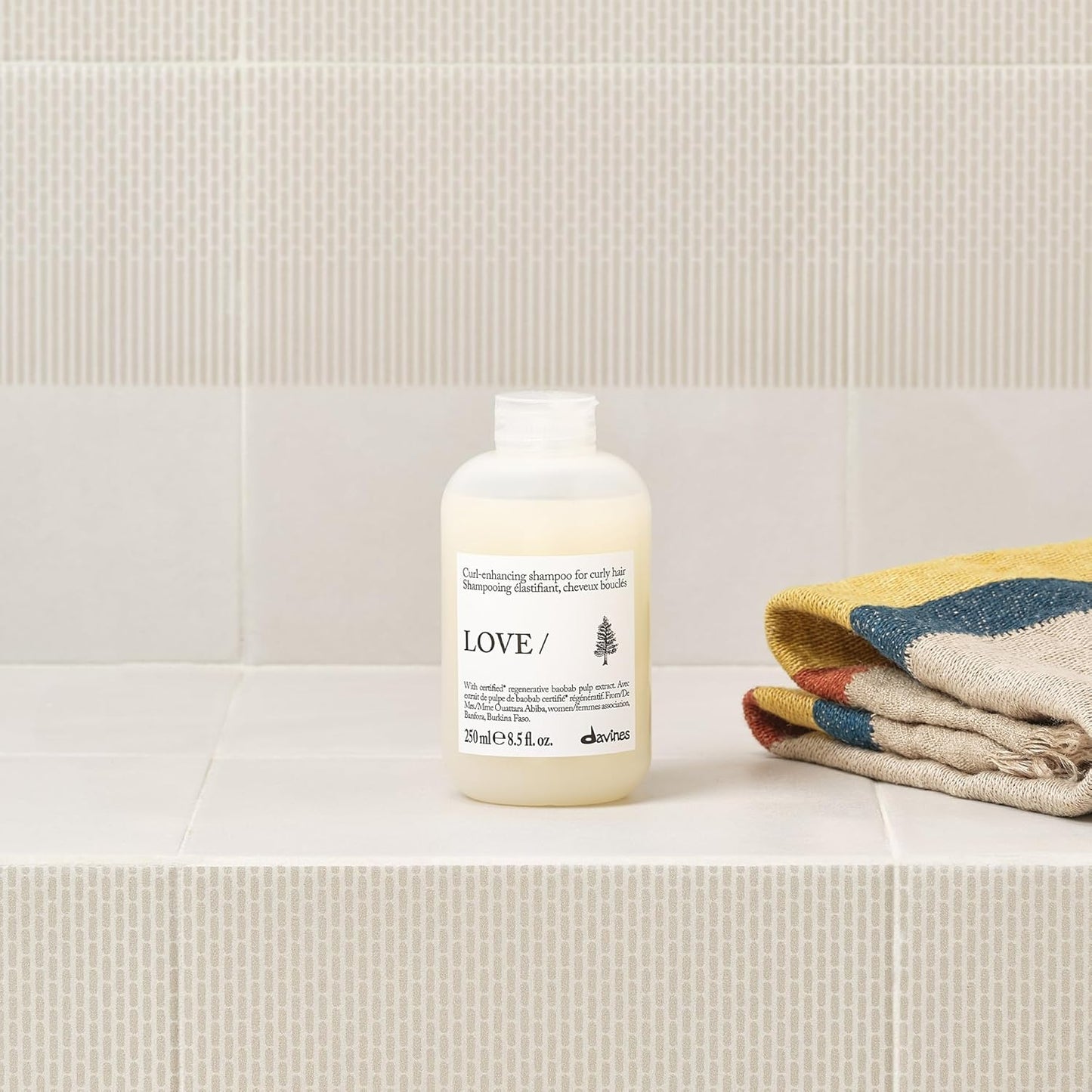 Davines LOVE Curl Shampoo - Creamy Taming Cleanser for Wavy & Curly Hair | Hydrating Baobab Pulp Formula