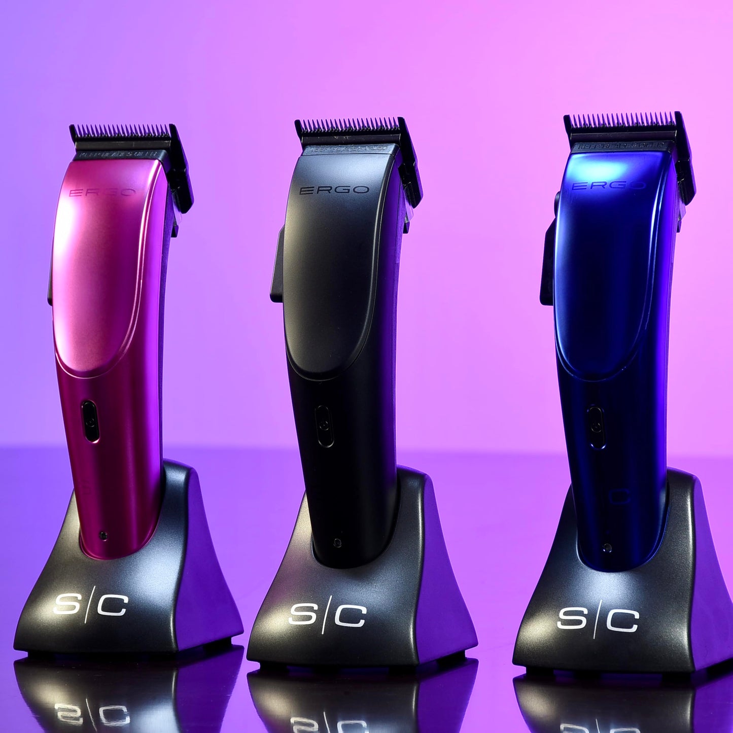 StyleCraft Ergo Professional Microchipped Magnetic Clipper with 5 Guards, Charging Stand, and 3 Customizable Colored Lids (Black, Pink, Blue)