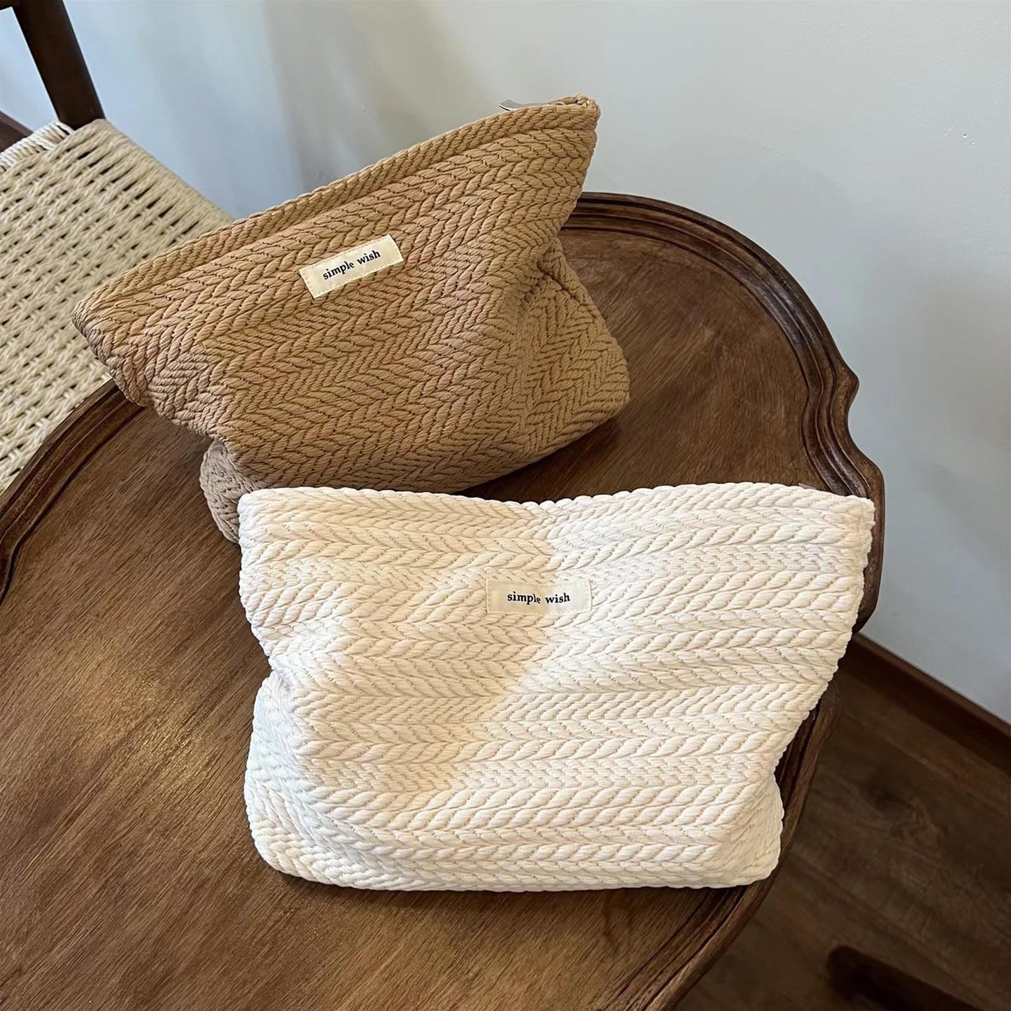 Lestikave Coquette Straw Makeup Bag, Cute Boho Crochet Travel Cosmetic Bag with Zipper,Portable Versatile Toiletry Bag Skincare Bag for Women Girls(01Beige)