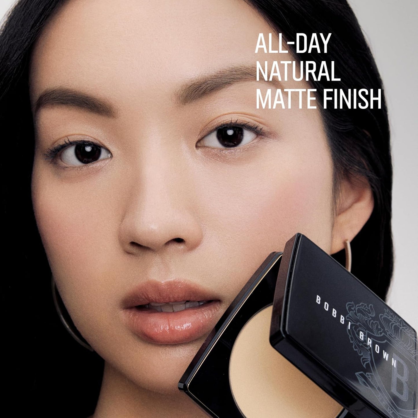 Bobbi Brown Sheer Finish Pressed Powder - Oil-Absorbing Mattifying Setting Powder | 0.32 Ounce with Puff for All-Day Shine Control