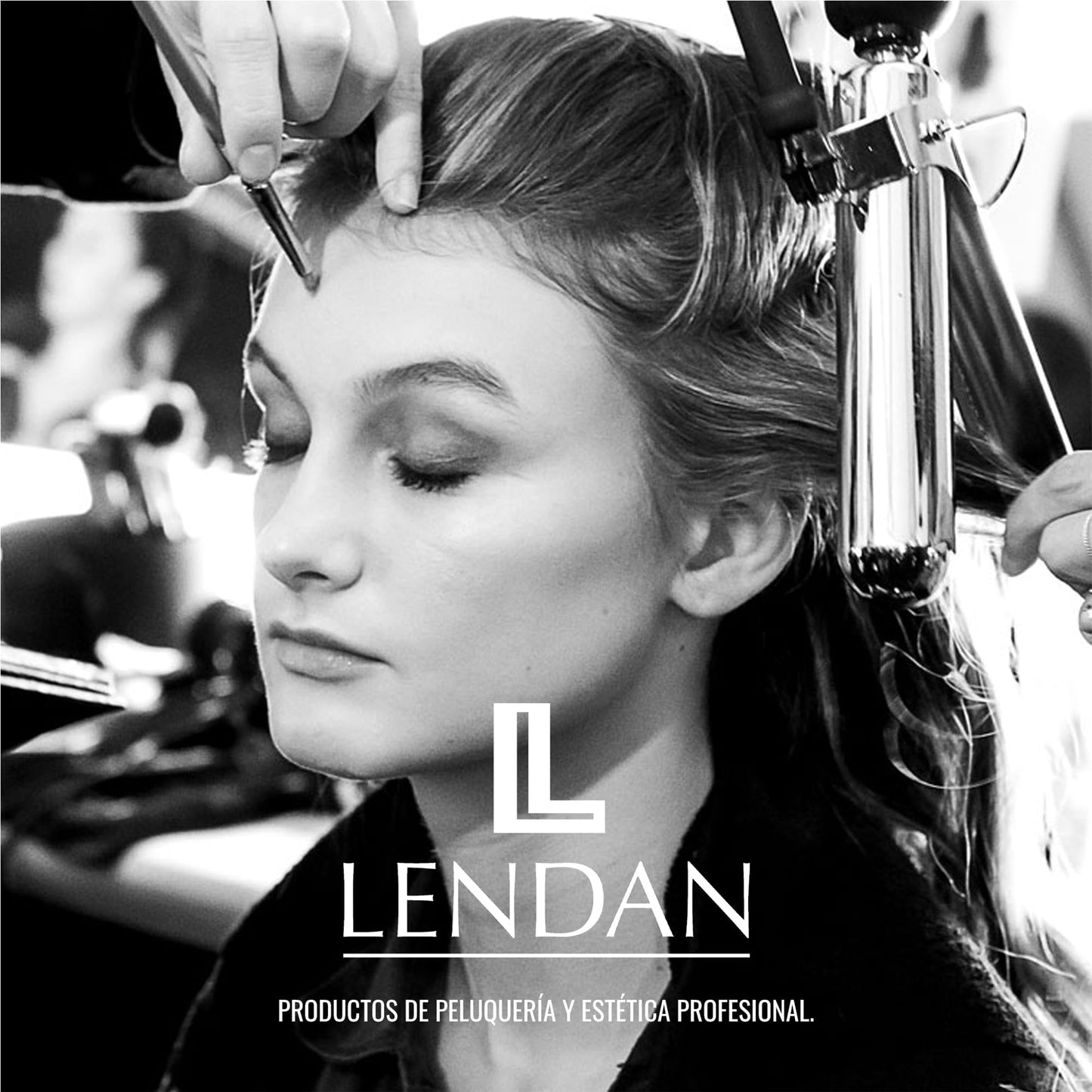 Lendan - 3-in-1 Shampoo-Gel - Hair To Go Men - 300 ml - Shower Gel, Shampoo, and Shaving Gel - Deep Cleansing - with Activated Charcoal and Ginseng - Removes Impurities - Hydrates Skin