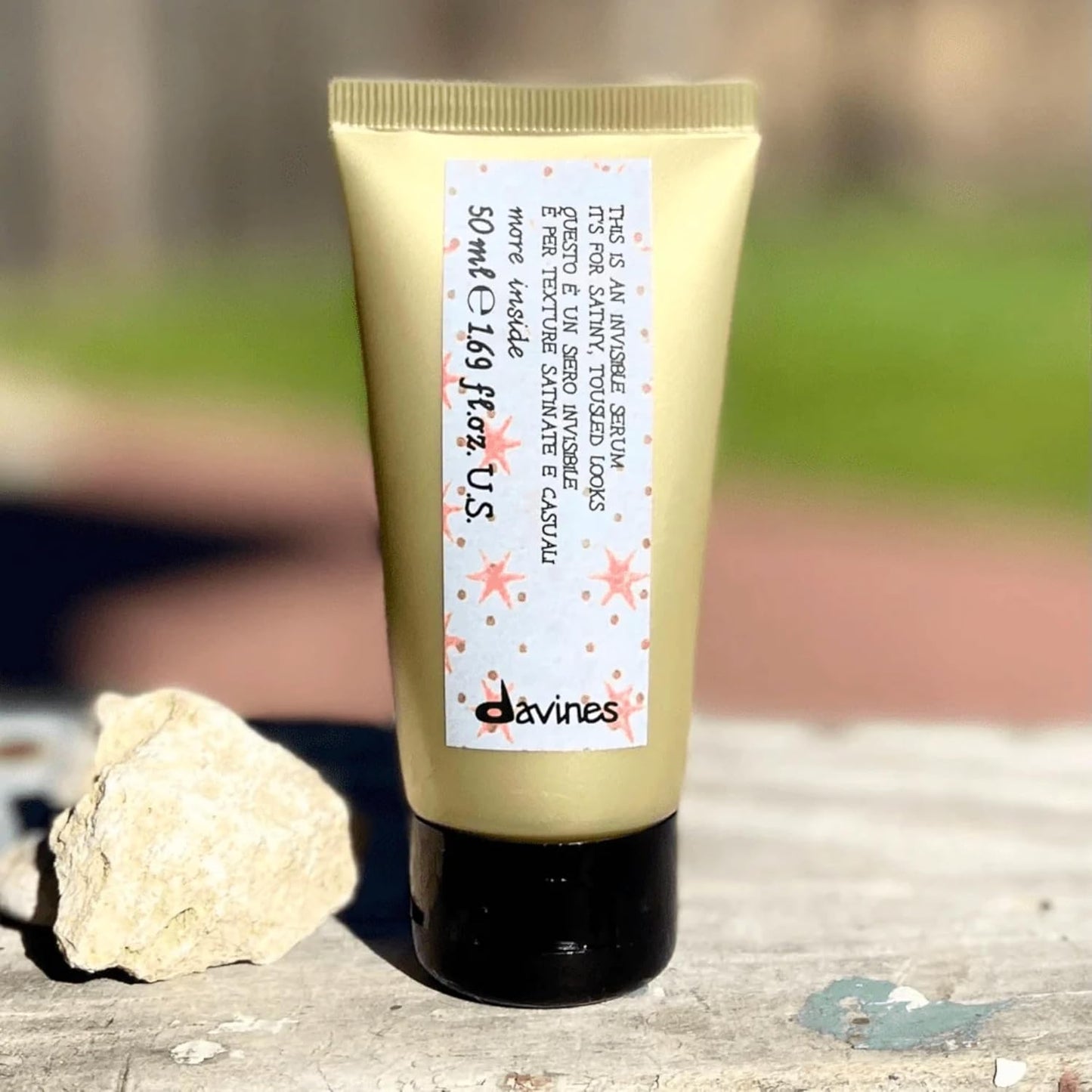 Davines Invisible Serum - Light Hold Anti-Frizz Treatment for Casual Styles | Travel Size 1.69 Fl Oz