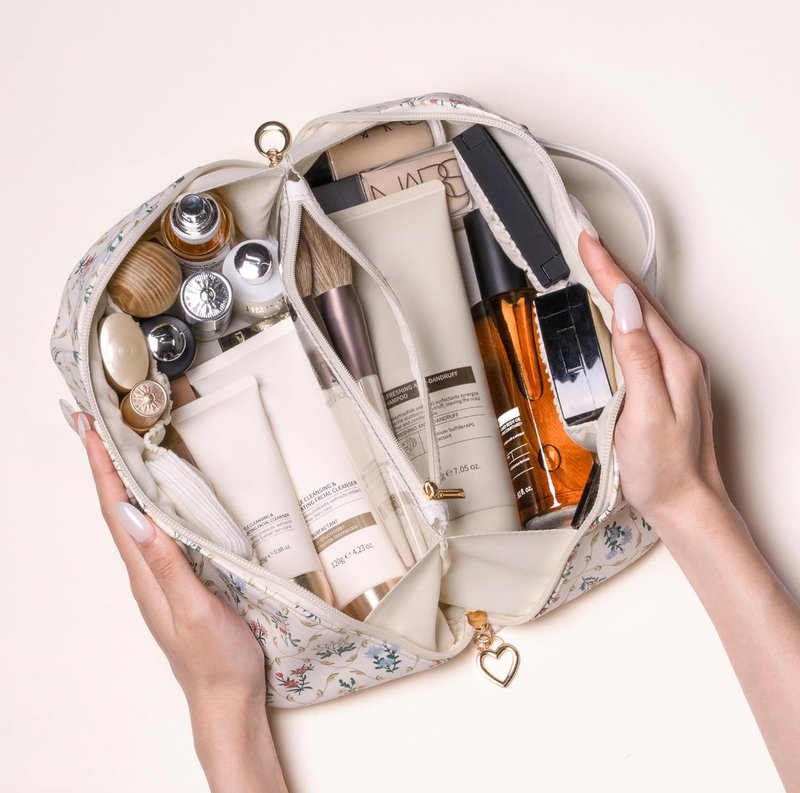 Large Capacity Floral Makeup Bag Organizer - Perfect for Cosmetics, Skincare & Travel Essentials