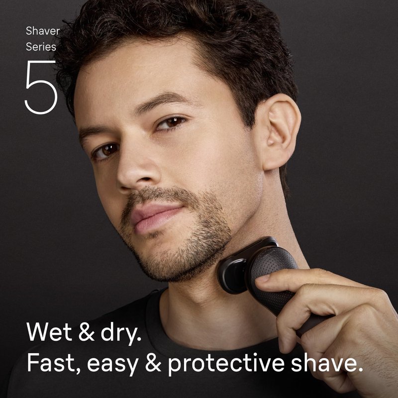 Braun Electric Razor for Men Series 5, Electric Shaver, Precision Trimmer, Extra Shaver Head, 4-in-1 Clean & Charge Center, S5 5165ps
