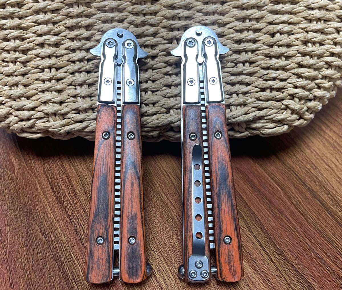 1 Pcs Metal Stainless Steel Wooden Handle Durable Folding Butterfly Comb Gift Set