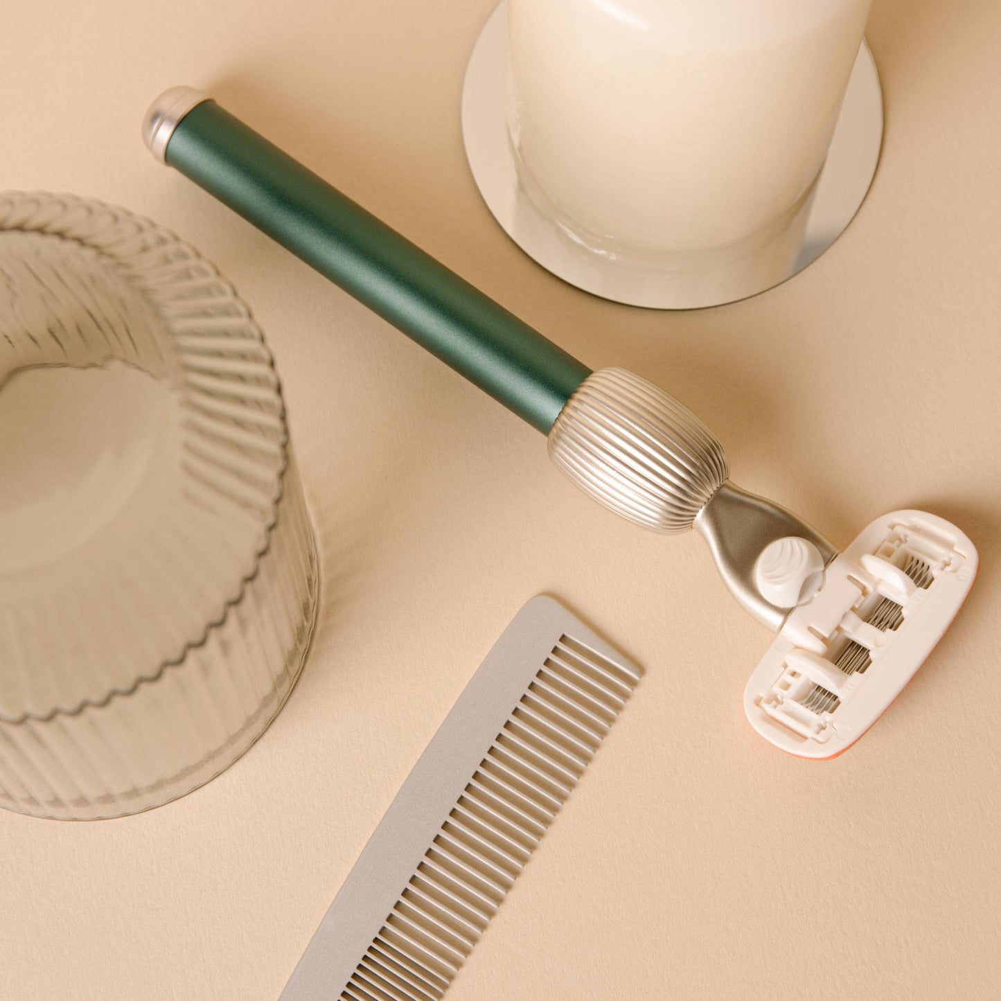 Fler The Razor Starter Set - 5 Blade Women’s Razor with 2 Refill Blades and Wall Holder, Cartridge with Aloe Vera & Vitamin E lubricated ring - Unisex - Pine (Green)