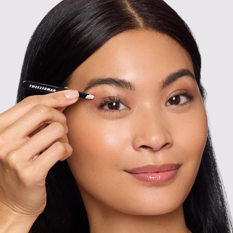 Tweezerman Mini Slant Tweezer - Tweezers for Eyebrows, Travel Tweezers for Eyebrows, Facial Hair (Dusted Onyx)