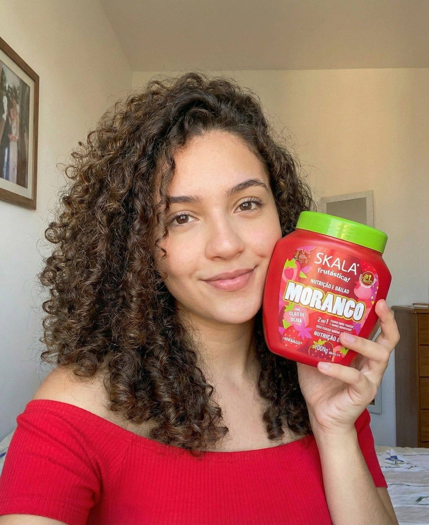 Skala - Linha Frutastica - Creme de Tratamento Morango 1 Kg - (Fruitastic Collection - Strawberry Treatment Cream Net 35.37 Oz)