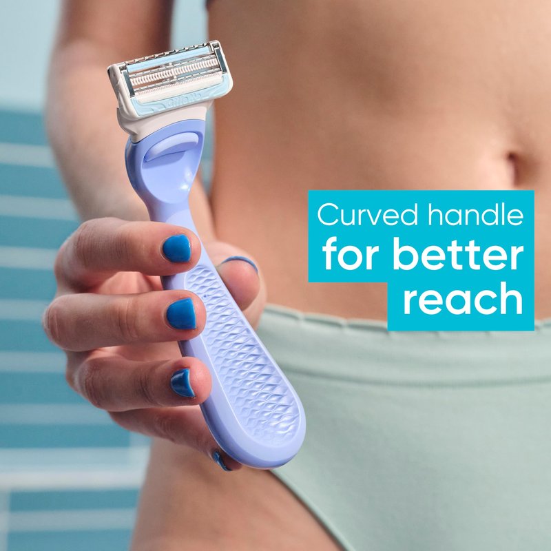 Gillette Venus for Pubic Hair and Skin, Bikini Razors for Women, Women's Razor Handle + 4 Blade Refills