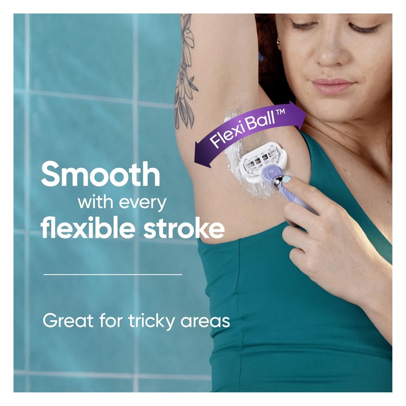 Gillette Venus Deluxe Smooth Swirl Women's Razor + 3 Razor Blade Refills, with Flexiball Technology, Lubrastrip with A Touch of Vitamin E