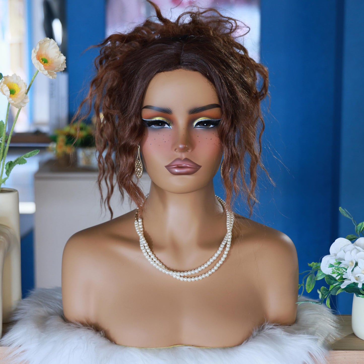 J&F CO. Female Mannequin Head with Shoulders, Display Bust for Wigs and Accessories, Makeup Practice (dc 3881 lf red Nose)