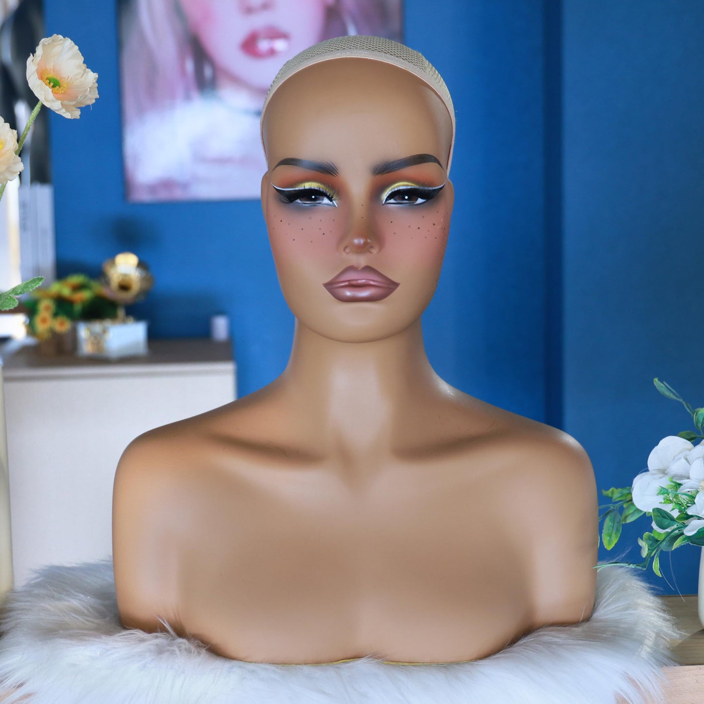 J&F CO. Female Mannequin Head with Shoulders, Display Bust for Wigs and Accessories, Makeup Practice (dc 3881 lf red Nose)