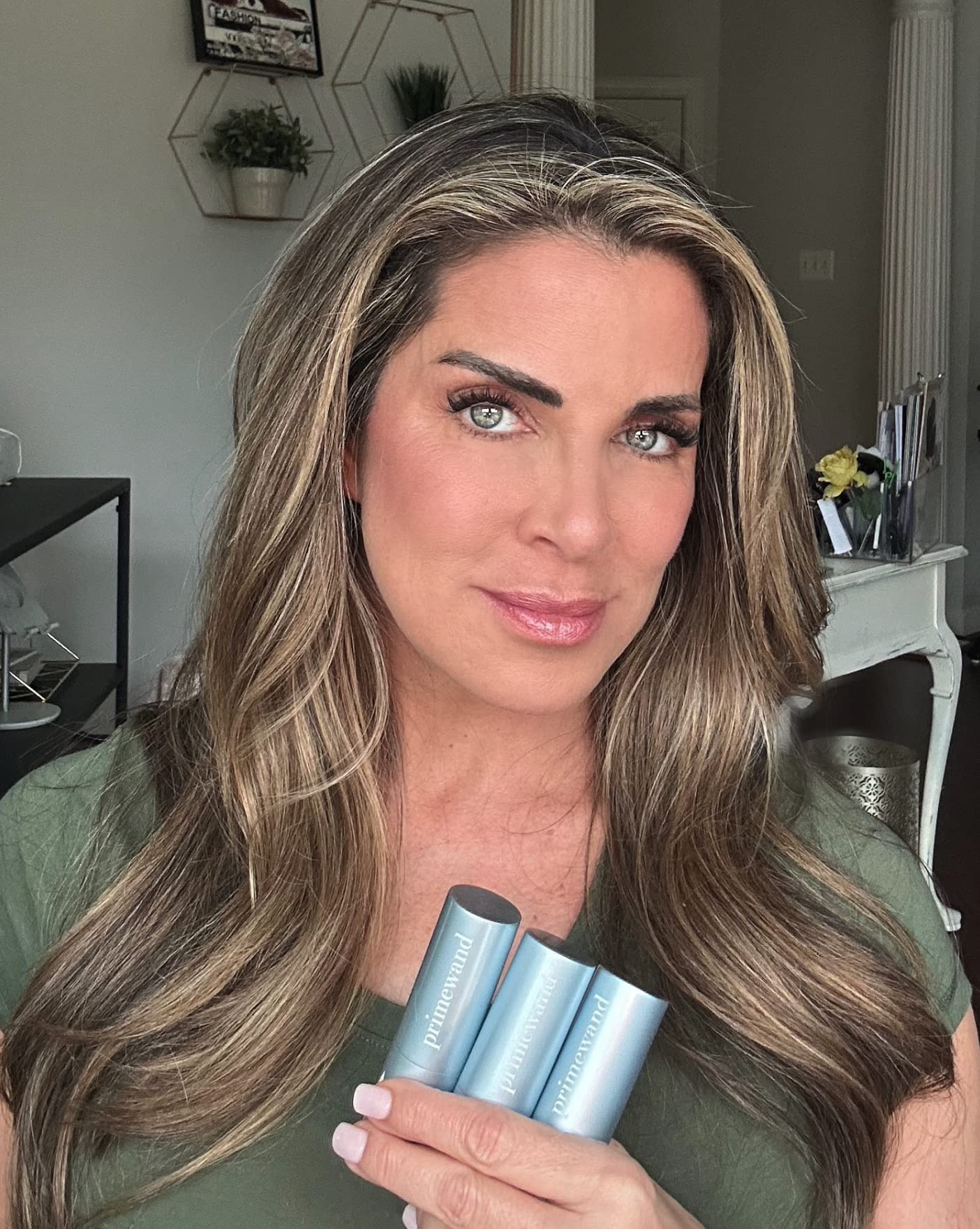 Prime Prometics PrimeWand Pigment – Stunning & Natural Pro-Age Makeup Stick – Contour and Blush Beauty Stick for Mature Women – Blush, Lipstick & Contour in One (Pigment)