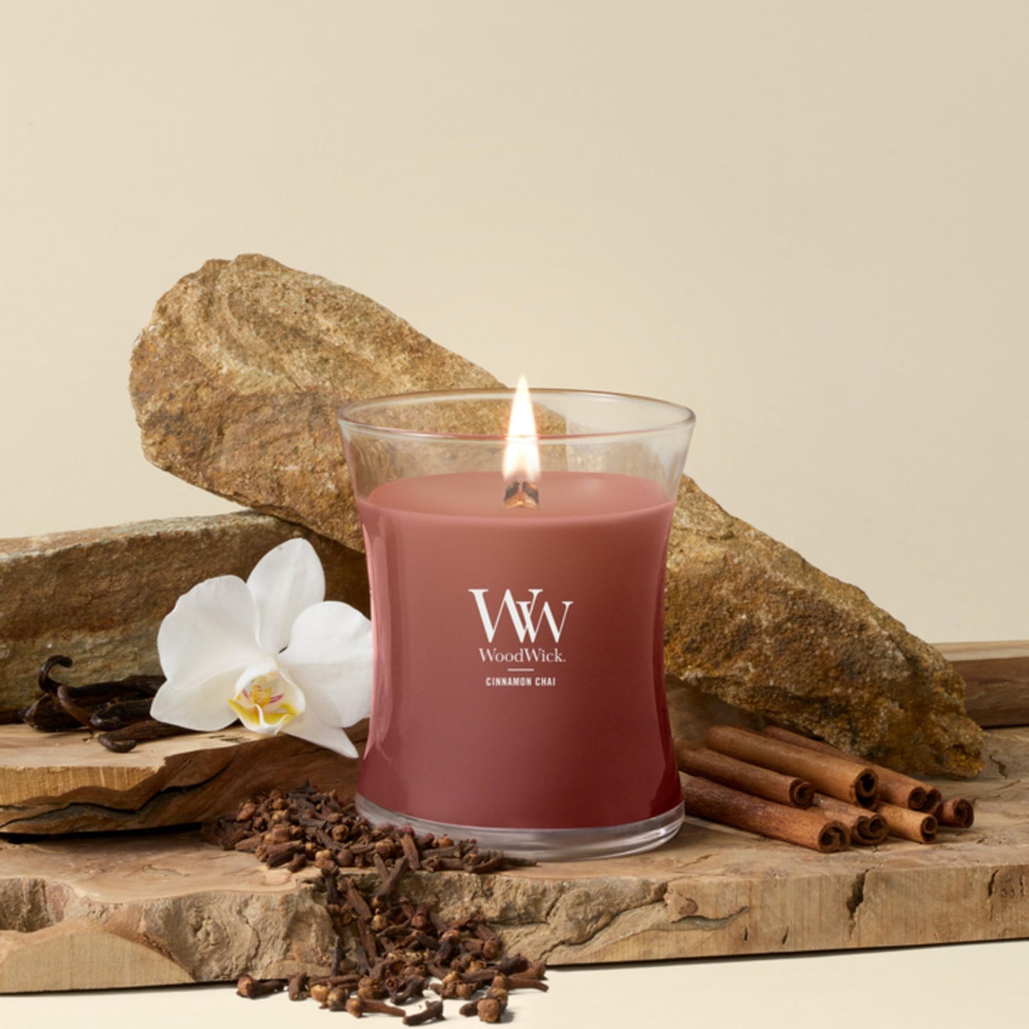 WoodWick Cinnamon Chai Holiday Candle Gifts for Women and Men, 9.7 oz Medium Hourglass Candle with Crackling Wick