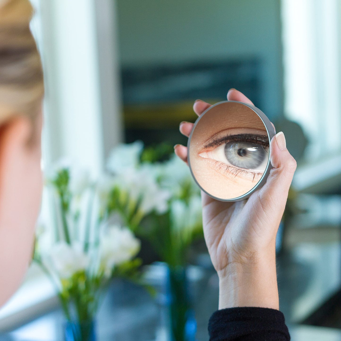 Zadro Compact Spot Mirror, Powerful 10X/15X or 20X Magnifications Travel Mirrors with Suction Cups, Mini Purse-Size Mirror-for-Makeup, Tweezing, and Grooming (10X Magnification, Gray)