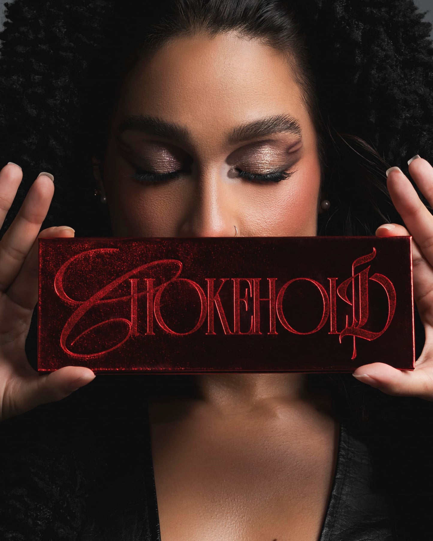 Chokehold Palette – Vegan Eyeshadow Palette with Blush & Highlighter, 7 Highly Pigmented Matte & Shimmer Shades, Cruelty-Free Makeup Palette