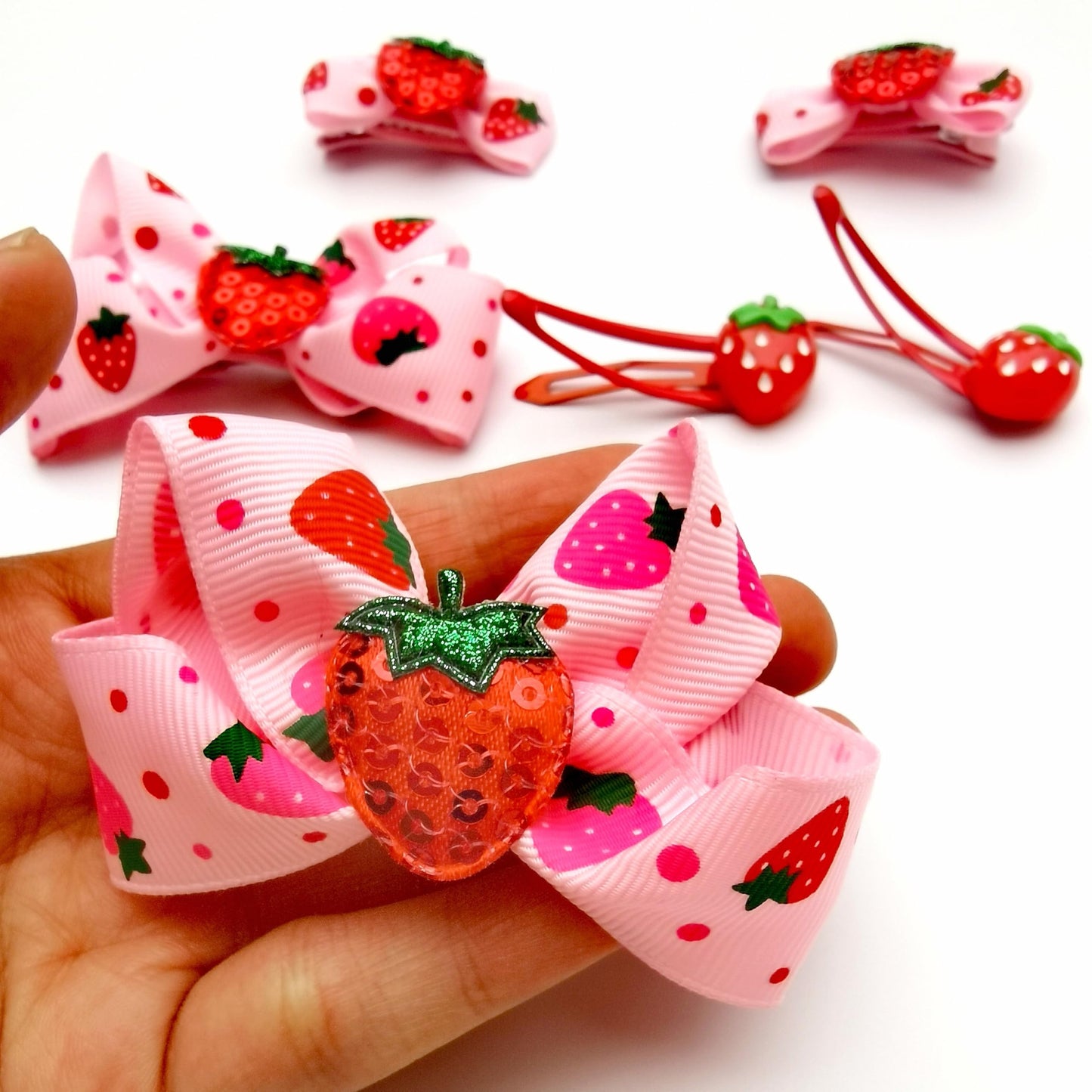 ZANWELL 6Pcs Strawberry Hair Clips Strawberry Hair Accessories for Girls - Pink Hair Bows Fruit Hair Barrettes, Allergen-Free Metal, Non-Slip Girl Hair Bows for Toddlers Kids and Teens Gifts