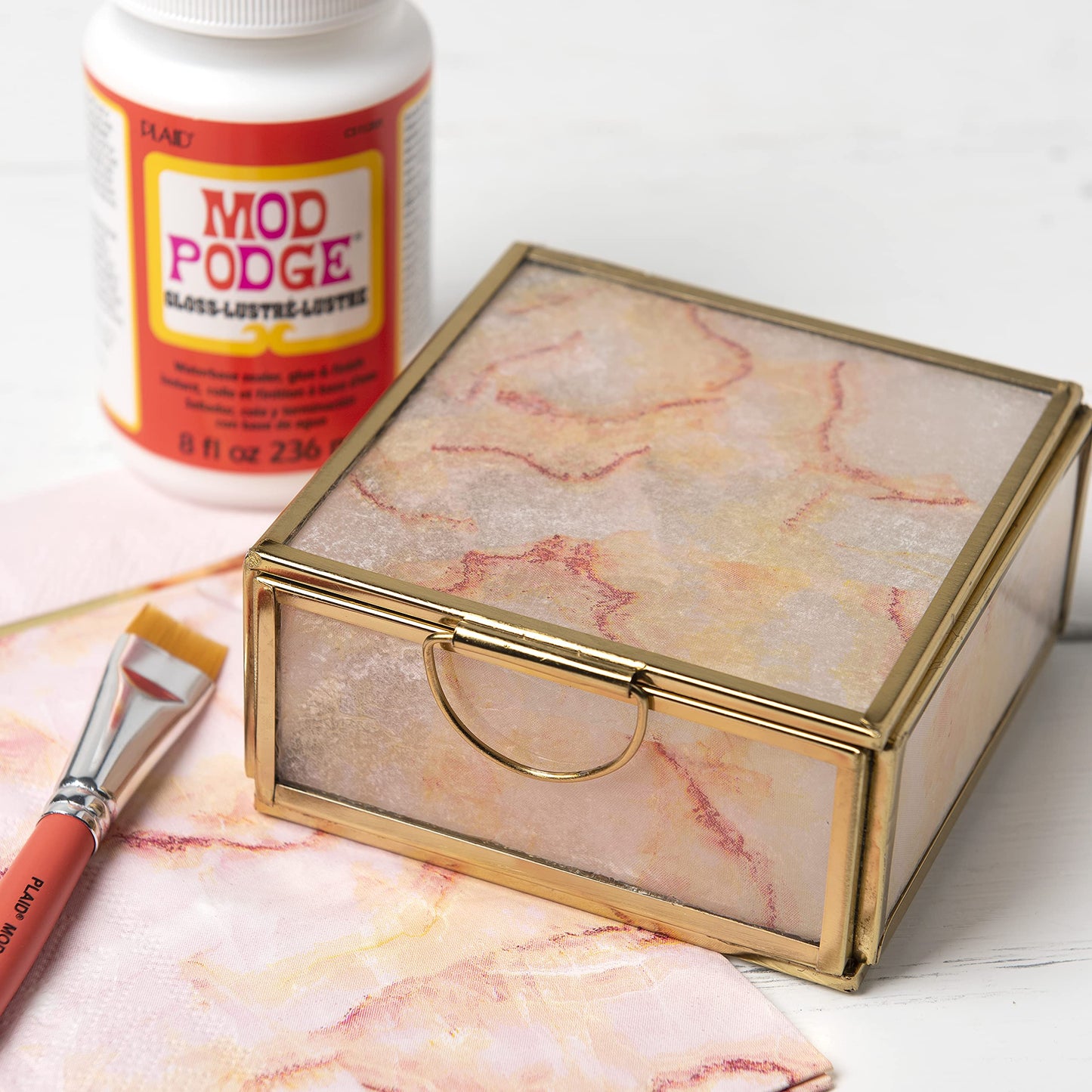 Mod Podge Gloss Sealer, Glue & Finish: All-in-One Craft Solution- Quick Dry, Easy Clean, for Wood, Paper, Fabric & More. Non-Toxic - Craft with Confidence, Made in USA, 16 oz., Pack of 1