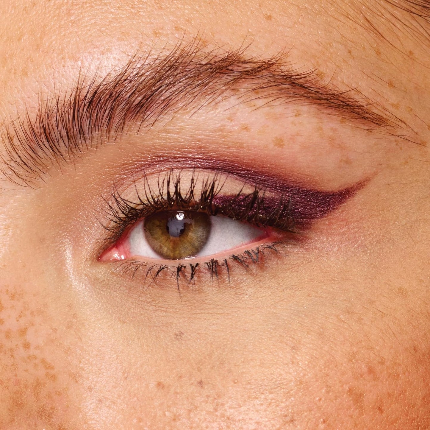 Stay & Play Gel Eyeliner - Waterproof, Long-Lasting Formula | Super Soft Texture | Vegan (05 Verry Berry)
