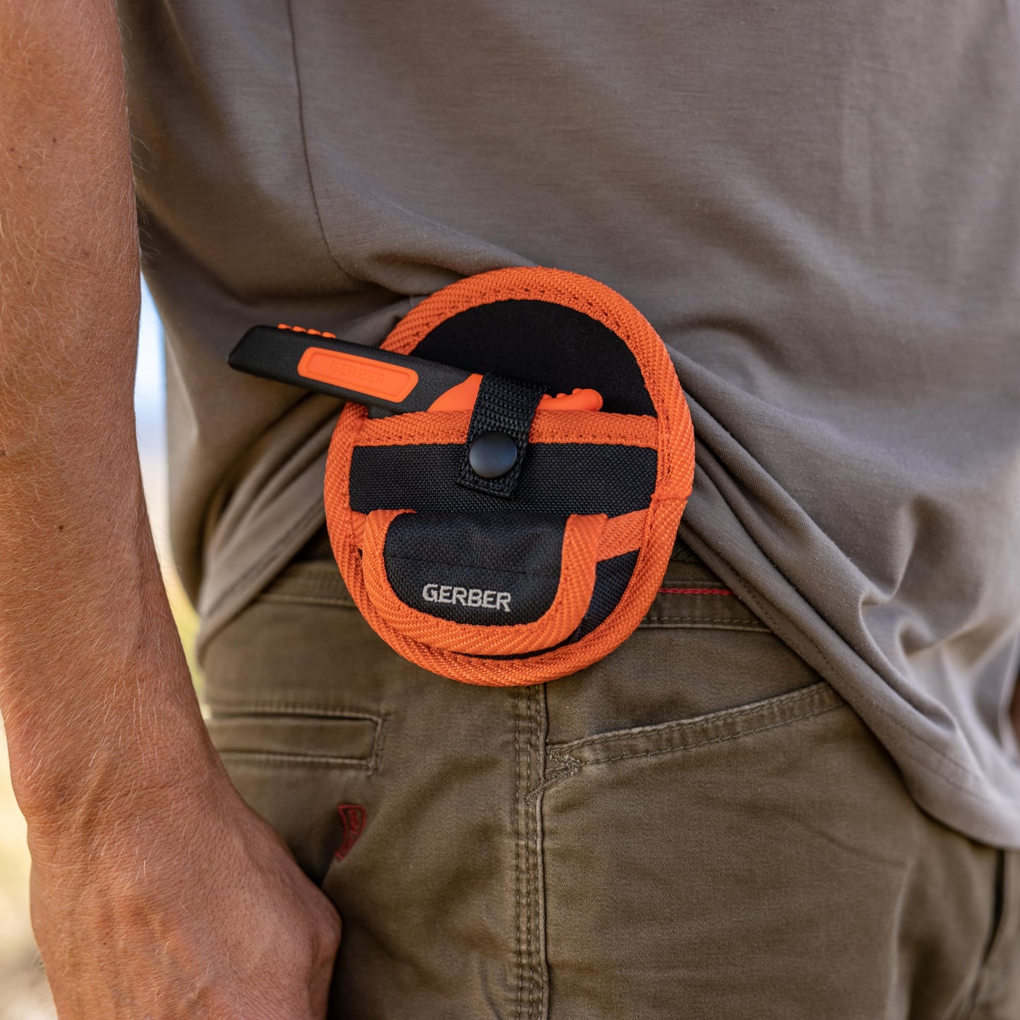 Gerber Gear Vital Zip Utility Knife, Stainless Steel Plain Edge Blade, Game Processing Skin and Gut Knife for Hunting