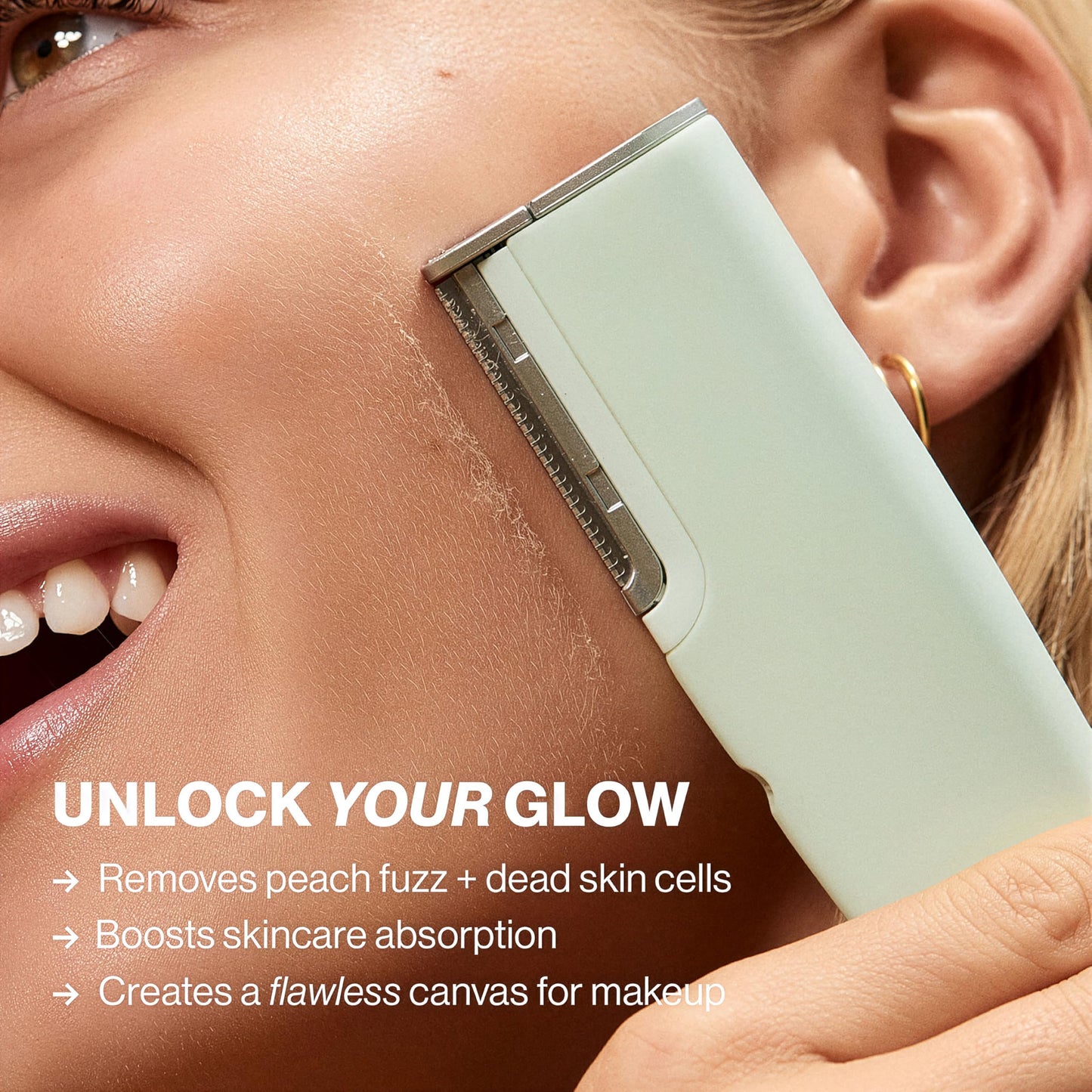 DERMAFLASH LUXE+ Sonic Dermaplaning Tool for Face Peach Fuzz Removal, Anti-Aging & Exfoliation, Seafoam