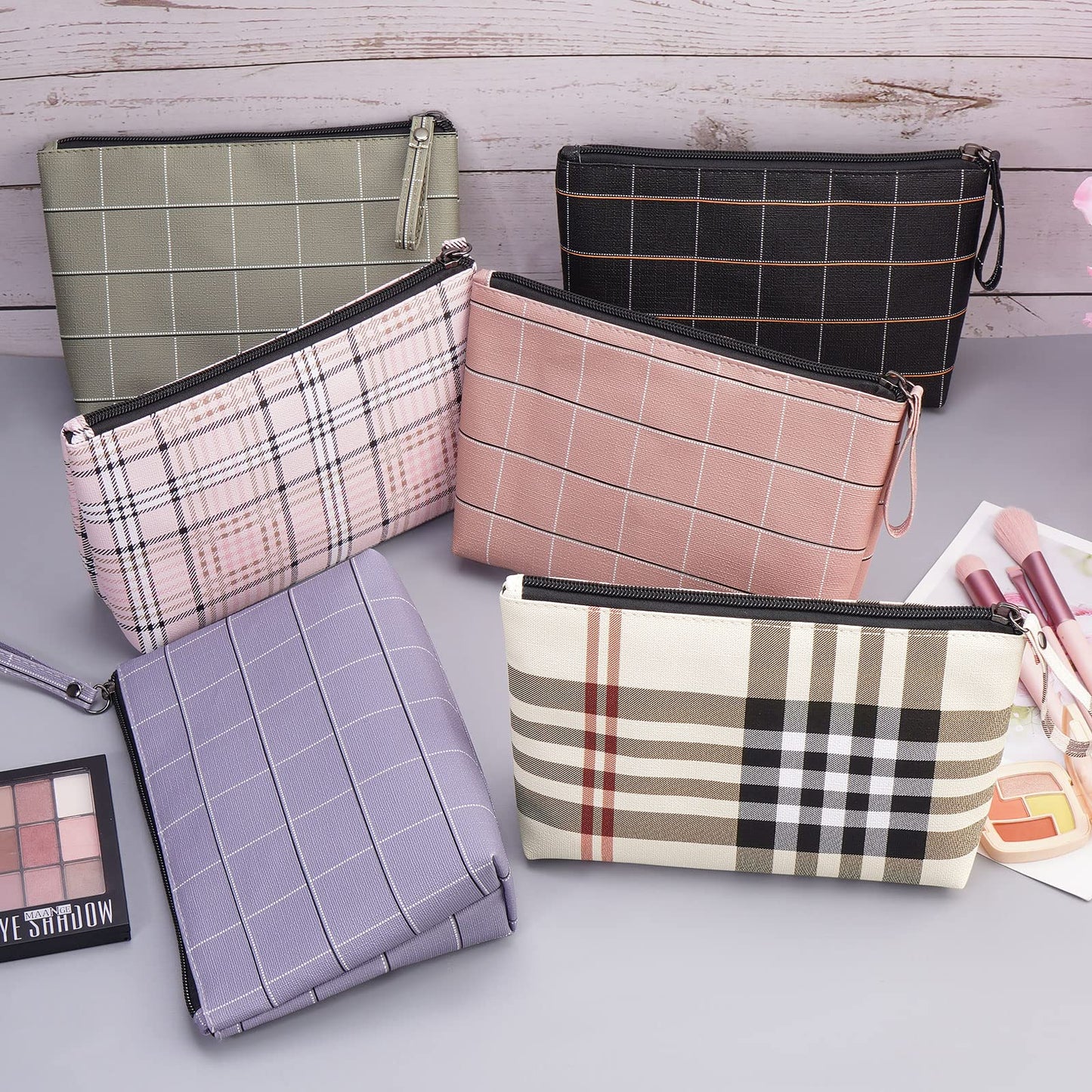 MAANGE Small Makeup Bag for Purse Cosmetic Bags for Women Pu Leather Makeup Pouch Travel Makeup Bag with Handle Make Up Bag for Travelling(Black)