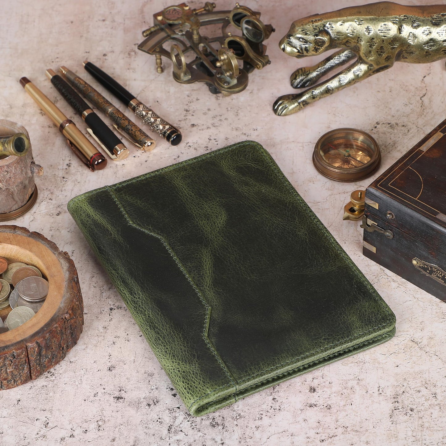 CestAntiQ Leather Junior Padfolio for Men Women Business Portfolio Folder Compact 5 x 8 Legal Pad Organizer with Pen Loop Professional Resume Interview Document Holder Padfolio (Green)