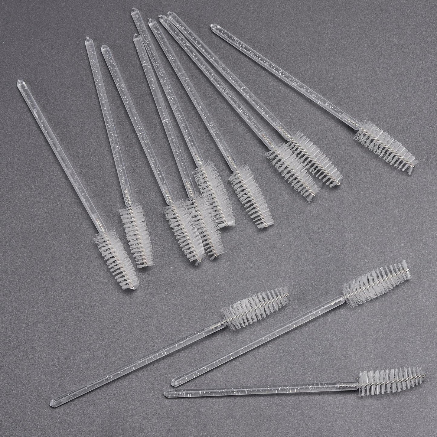 100 Pcs Disposable Mascara Wands, Crystal Spoolies Brush for Eyelash Extensions, Spooly Eyelash Eyebrow Brushes Lash Wand Applicator Makeup Kits (White)