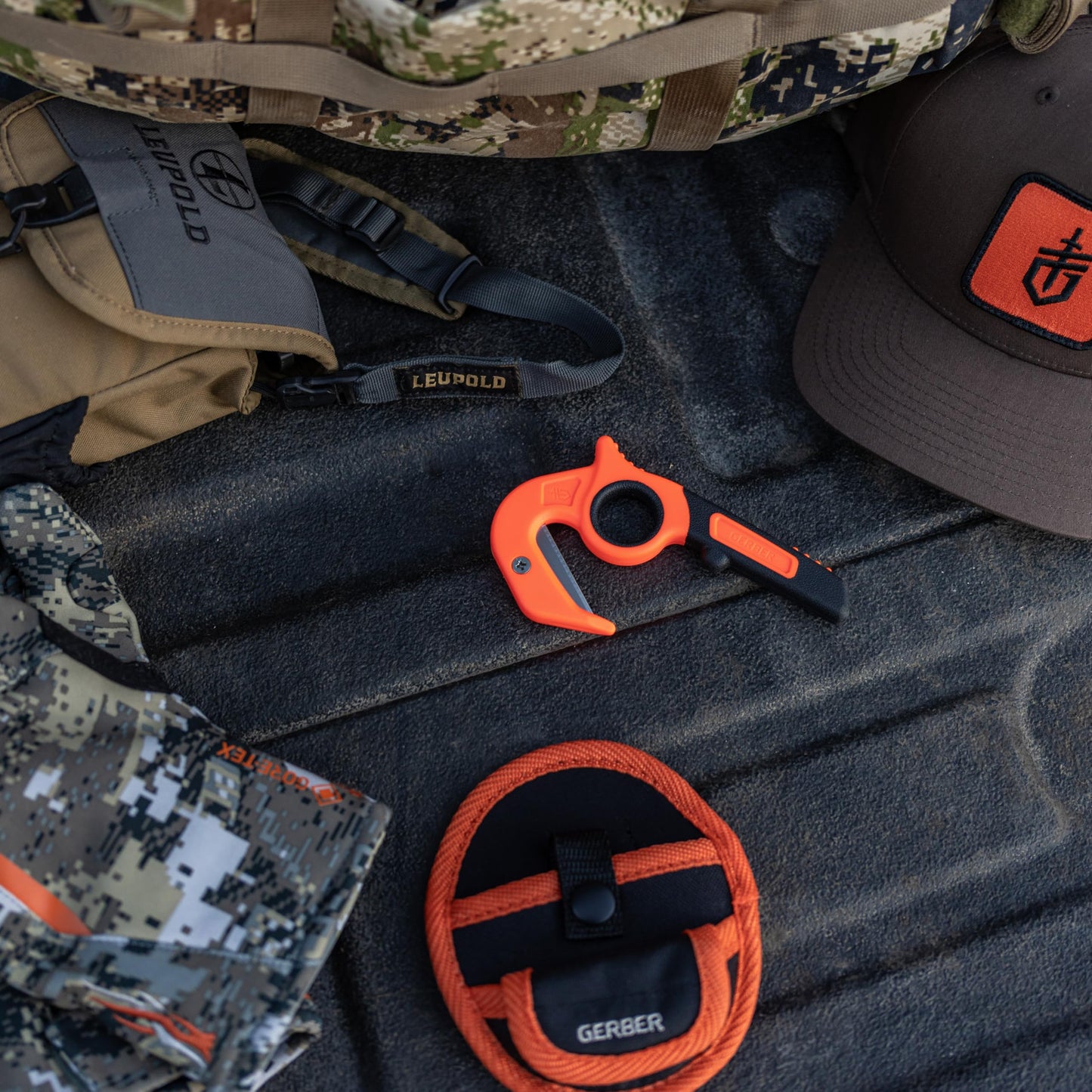Gerber Gear Vital Zip Utility Knife, Stainless Steel Plain Edge Blade, Game Processing Skin and Gut Knife for Hunting