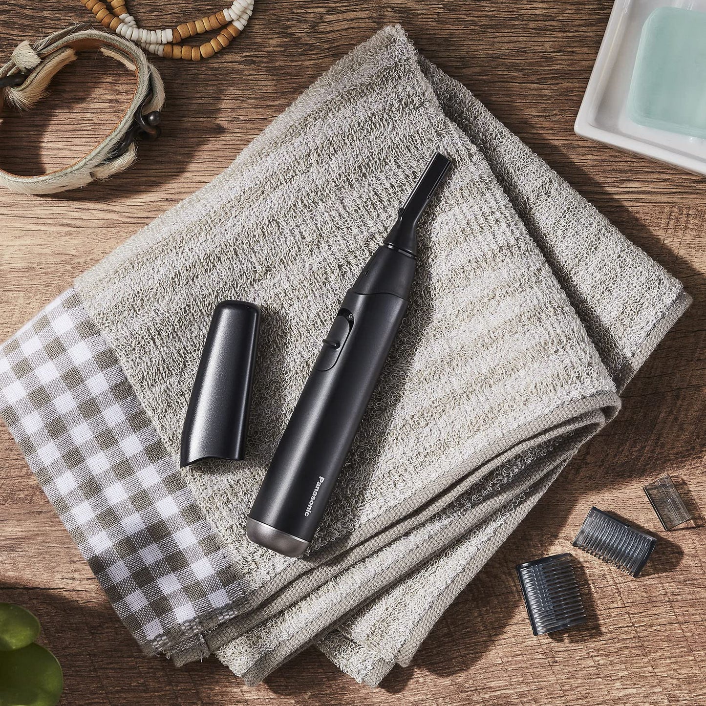 Facial Hair Trimmer for Sensitive Skin - Unisex Detailer with Flexible Head & 2 Eyebrow Attachments | Wet/Dry Use - ER-GM40-K (Black)