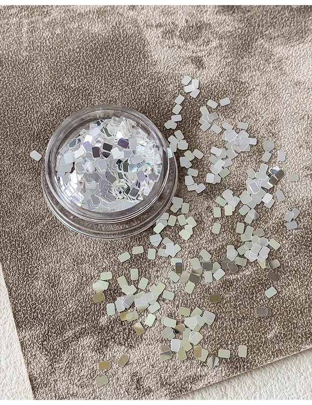 Square silver glitter nail accessories boxed, simple and sparkling,